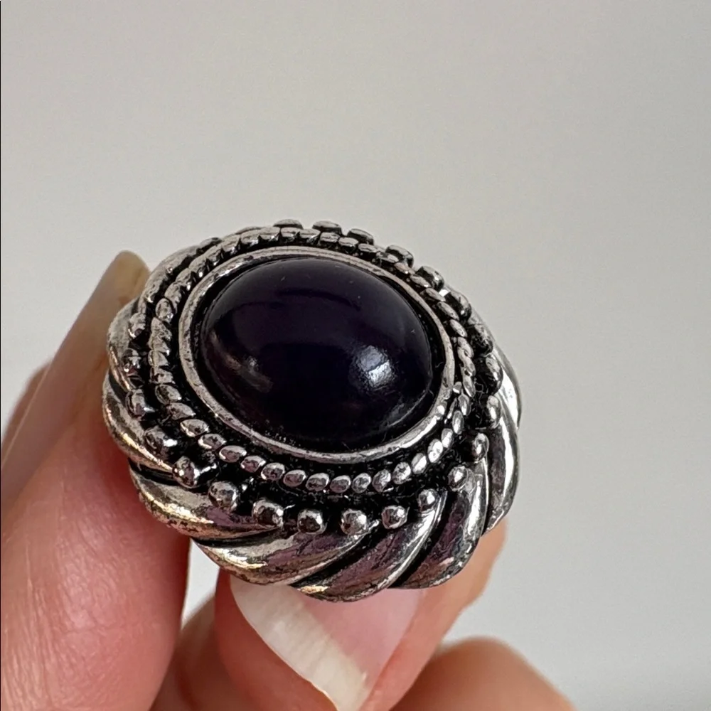Avon Y2K Amethyst Cabochon Earrings Vintage Style Silver Statement Studs NIB 181 - Picture 4 of 14